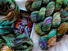 Cargar imagen en el visor de la galería, MURO DK