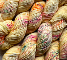 Load image into Gallery viewer, APPLEJACK Fingering