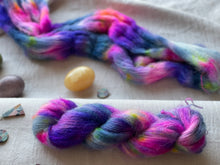 Load image into Gallery viewer, Crepusculario Mohair
