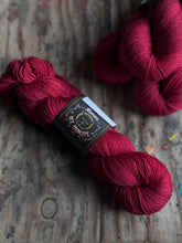 Cargar imagen en el visor de la galería, Merino Superwash SOCK
