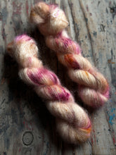 Cargar imagen en el visor de la galería, CARD PLAYERS Silky Mohair
