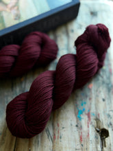 Cargar imagen en el visor de la galería, MAROON
