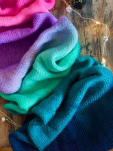 Cargar imagen en el visor de la galería, Acquiesce Ombré
