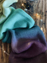 Cargar imagen en el visor de la galería, Cigarettes &amp; Alcohol Ombré
