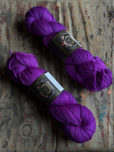 Cargar imagen en el visor de la galería, Merino Superwash SOCK
