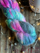 Cargar imagen en el visor de la galería, Acquiesce Fluff
