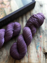 Cargar imagen en el visor de la galería, PLUM PURPLE
