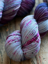 Cargar imagen en el visor de la galería, LUCIAN II
