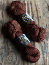 Cargar imagen en el visor de la galería, Merino Superwash SOCK
