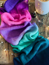 Cargar imagen en el visor de la galería, Acquiesce Ombré
